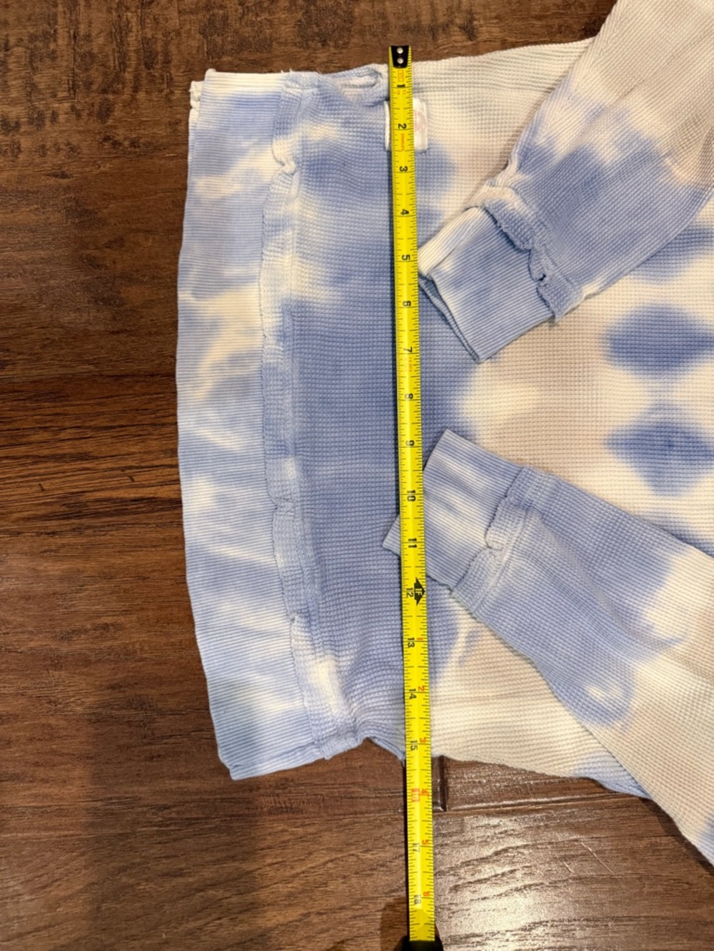 Simply Southern Mint & Light Blue Tie-Dye Thermal Shirt Size M-fits like a small - Picture 6 of 7